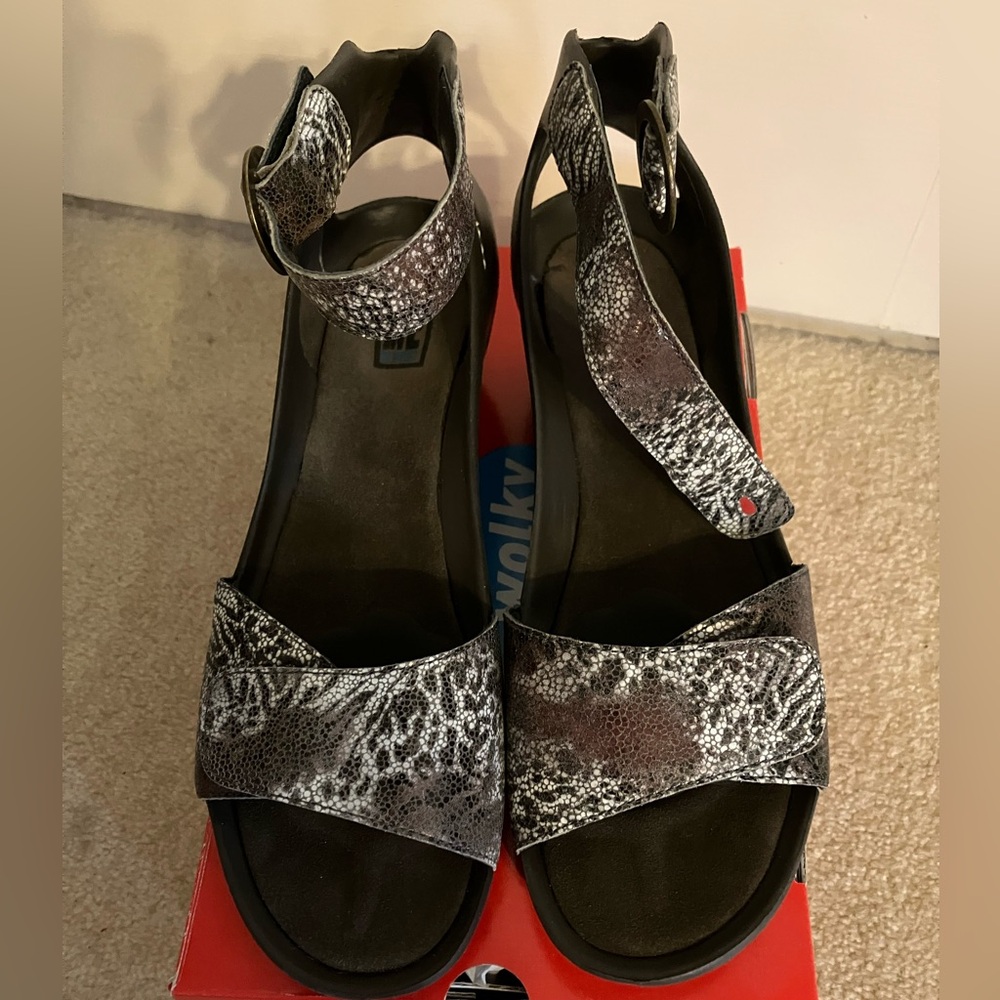 Wolky brand Women’s size 42 (11) NWT